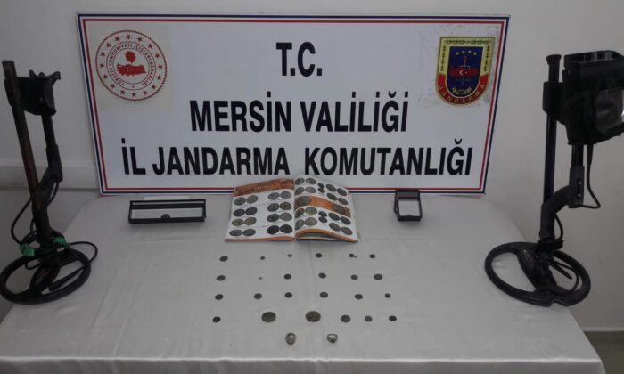 Tarihi eser kaçakçılığı yapan 2 kişi yakalandı