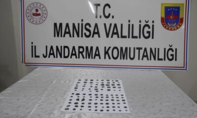 Tarihi sikkelerle yakalandılar, serbest kaldılar