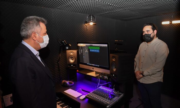 Tarihi Tepebağ Evleri’nde Startup Kafe açıldı