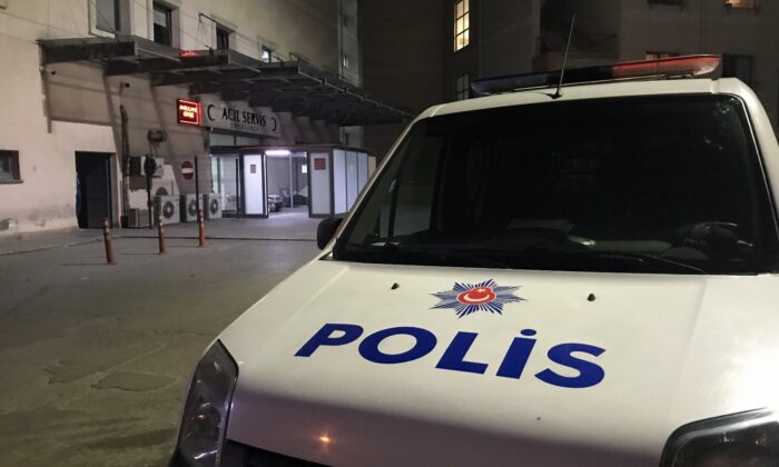 Tartıştığı babasını bıçaklayarak ağır yaraladı