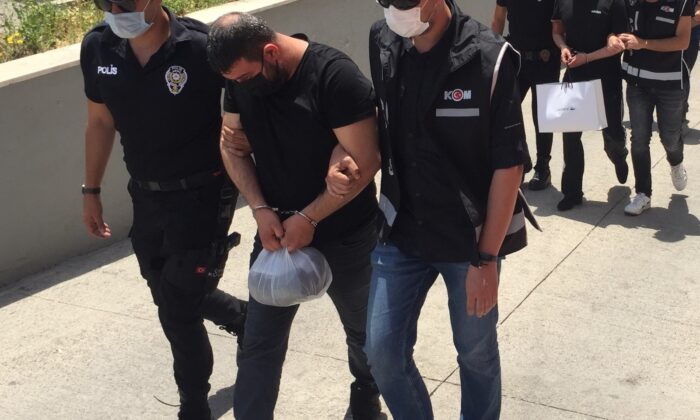 Tefecilerden “uyuşturucu haplı” işkence