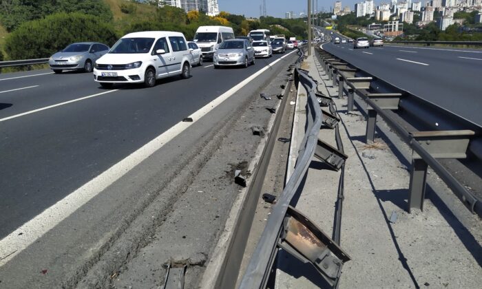 TEM Otoyolunda kaza: 1 yaralı