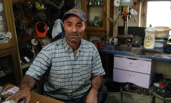 Tırnakçılık yapan hırsız güvenlik kamerasına yansıdı