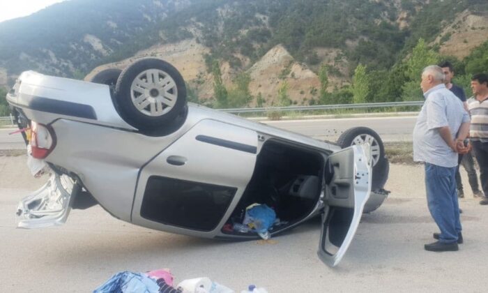 Tokat’ta otomobil devrildi: 4 yaralı