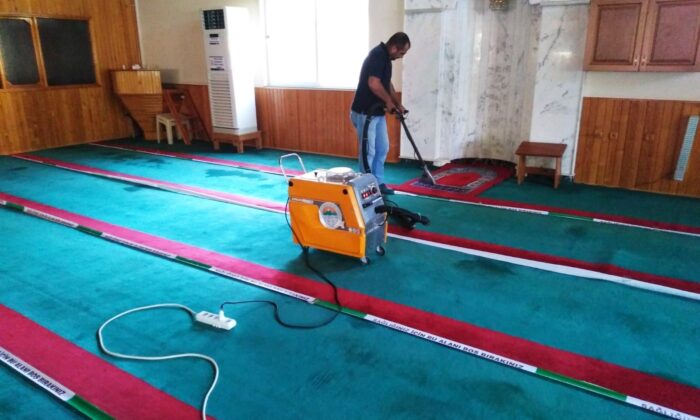 Toroslar Belediyesi, yaylalardaki ibadethaneleri temizledi