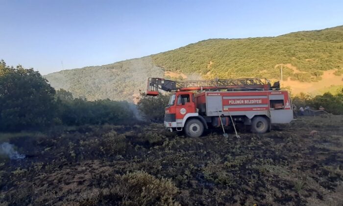 Tunceli’de ormanlık alana sıçrayan yangın büyümeden söndürüldü