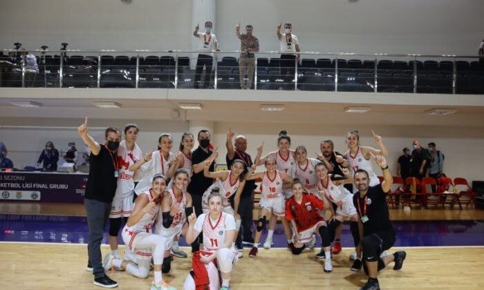 Turgutlu Belediye Kadın Basketbol galibiyetle başladı