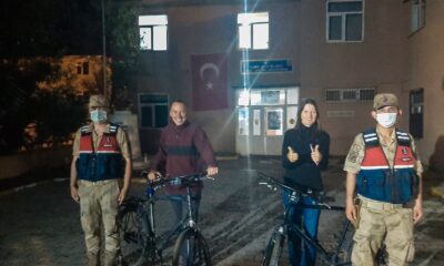 Türkiye turuna çıkan İsviçreli turistlerin bisikletlerini çaldılar