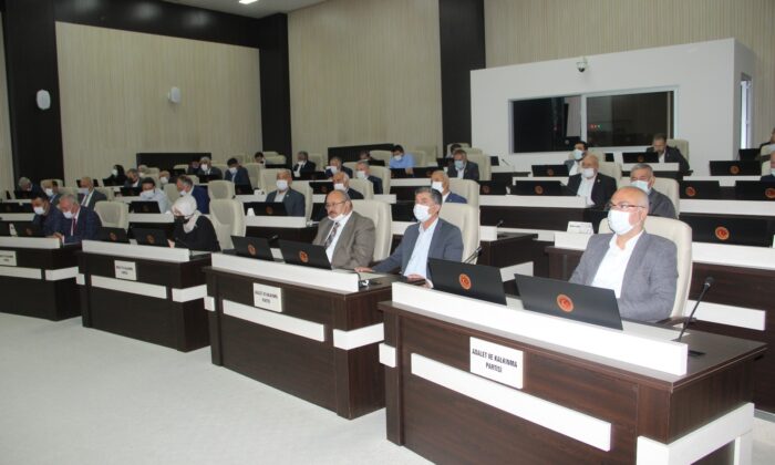 Türkiye’de ilk kez 150 derecenin altındaki sıcak sulardan elektrik üretiliyor