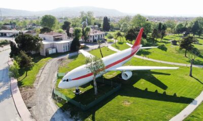 Uçağın yanına 2 adet vagon yerleştirilecek