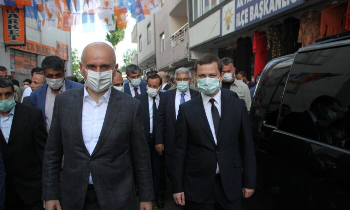 Ulaştırma Bakanı Karaismailoğlu, Malazgirt’i ziyaret etti