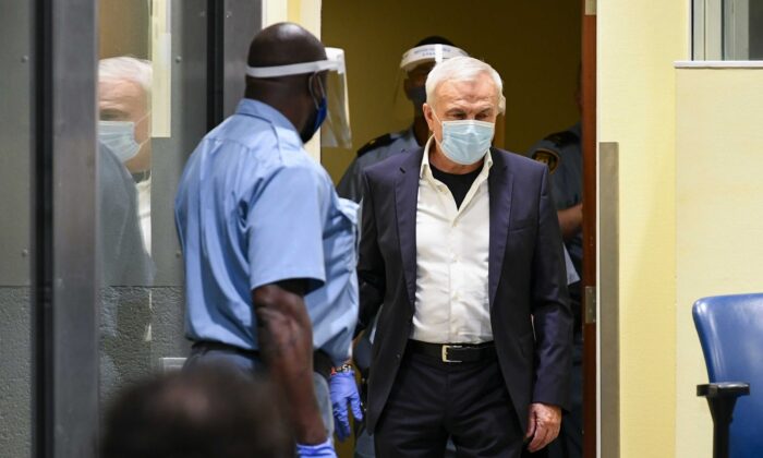 Uluslararası Ceza Mahkemesi’nde 2 Sırp yetkiliyi 12 yıl hapse mahkum etti