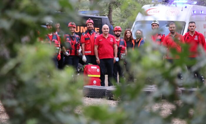 UMKE personeli eğitimlerini tatbikatlarla güçlendiriyor