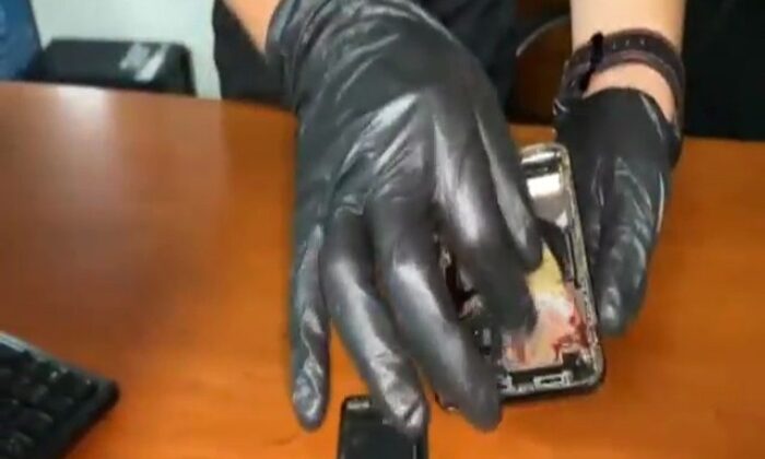 Uyuşturucuyu cep telefonuna zulalamış