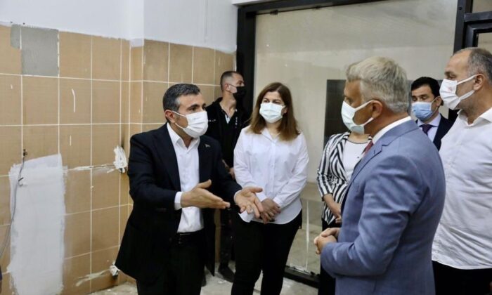 Vali Atay Özel İdarede incelemelerde bulundu