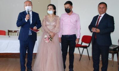 Vali Atik, genç çiftin nikah şahidi isteğini geri çevirmedi