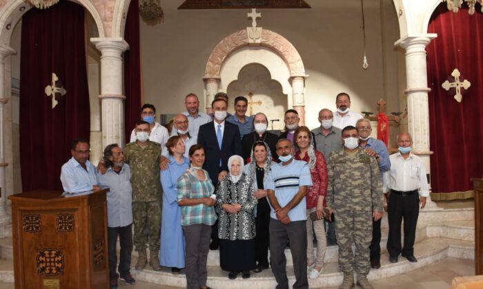 Vali Erin, Resulayn’daki Süryani cemaatiyle buluştu