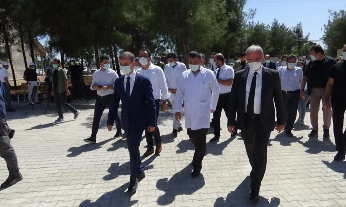 Vali Karaloğlu, uyuşturucu ve alkol bağımlılarının tedavi edileceği AMATEM ile ÇEMATEM’de incelemelerde bulundu