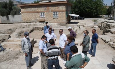 Vali Mahmut Çuhadar, arkeolojik kazı çalışmalarını inceledi