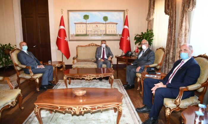 Vali Yazıcı: “Günlük vaka sayımız turistler dahil 100 civarı “