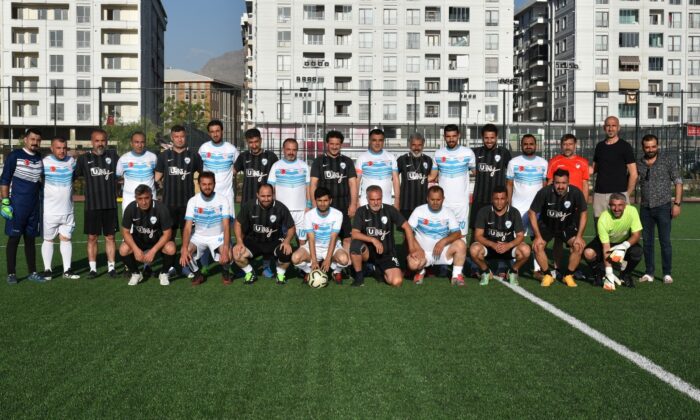 Van’da sağlıkçılar için moral maçı