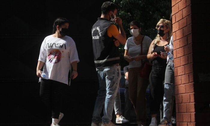 Veliler öğrencilerden heyecanlı