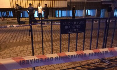 Yağış sonrasında Bahçelievler’de binanın bodrum kat merdiveni çöktü