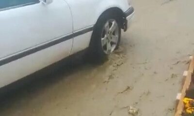 Yağmur sonrası göl ve dere taştı, restoran sular altında kaldı