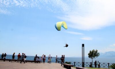 Yamaç paraşütçüleri, yaşanan kaza ve yasağa rağmen uçmaya ara vermiyor