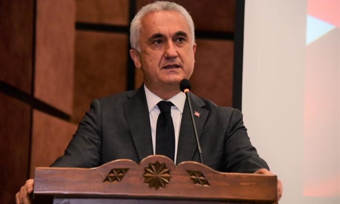 Yangınlarla mücadele eden şehirde 50 bin evin elektrik tesisatı yenilenecek