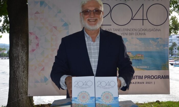 Yaşadığı şehrin tarihini kitabında yazdı