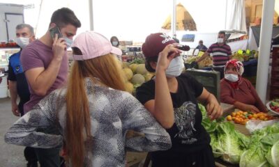 Yaşı küçük 2 kız pazarda ‘tırnakçılık’ yaparken yakalandı