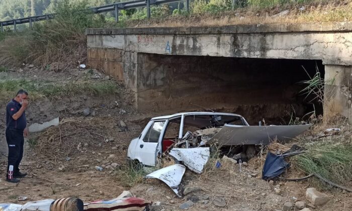 Yaşlı çifti kaza ayırdı