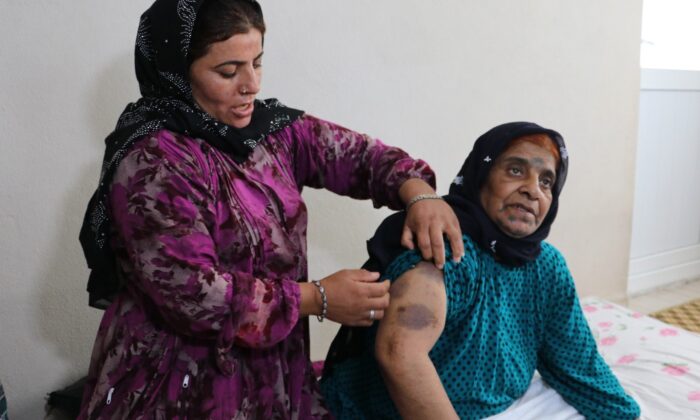 Yaşlı kadına yoğun bakımda darp iddiası