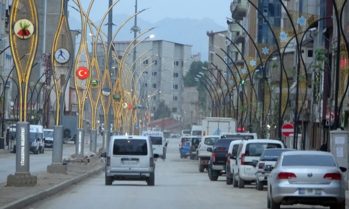 Yüksekova yatırımlarla şahlanıyor