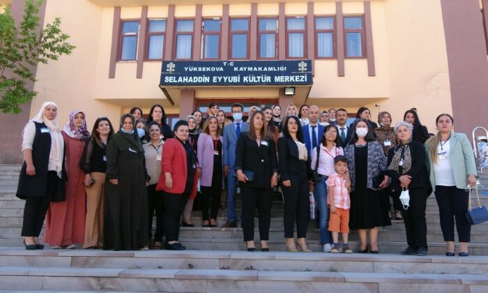 Yüksekova’da yılsonu sergisi