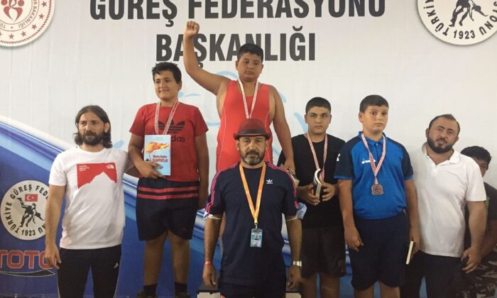 Yüreğir’in pehlivanı Türkiye şampiyonu oldu