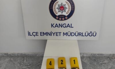 Yurt dışından gelen kargodan kokain çıktı