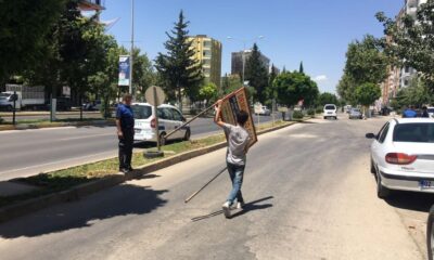 Zabıtadan kaldırım işgali denetimi