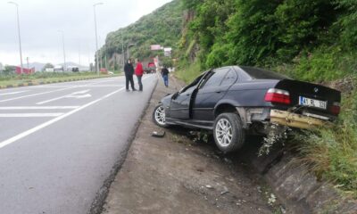 Zonguldak’ta araç su kanalına uçtu: 1 yaralı