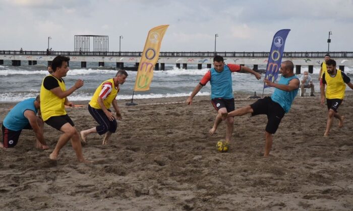 15. OMÜ Tanıtım Günleri plaj futbol müsabakaları ile başladı