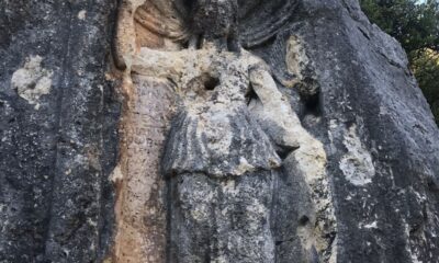 2 bin yıllık kültür mirası defineciler tarafından tahrip ediliyor