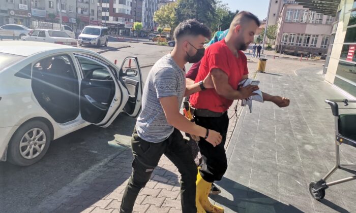 Acemi kasaplar hastanelere koştu