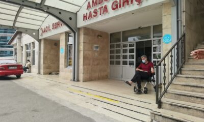 Acemi kasaplar kurban yerine kendini kesti