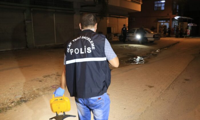 Adana’da iki grup arasında silahlı sopalı kavga: 2 yaralı