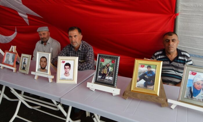 Aileler 694 gündür evlatlarına kavuşmak için nöbet tutuyor