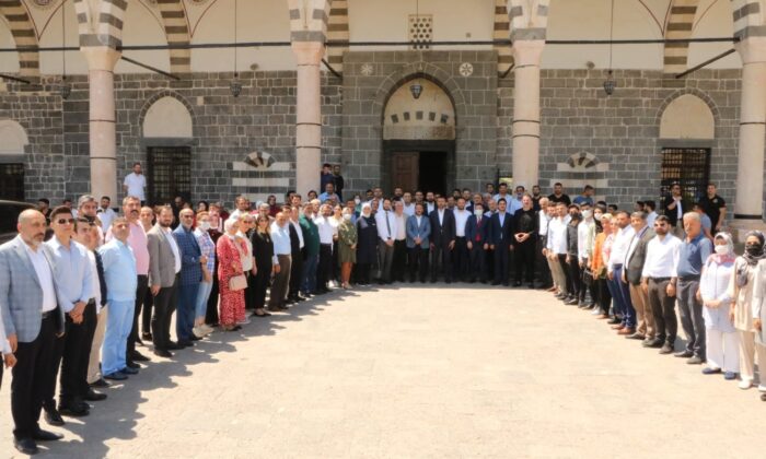 AK Parti’nin gönül seferberliği Sur ilçesi ile devam ediyor
