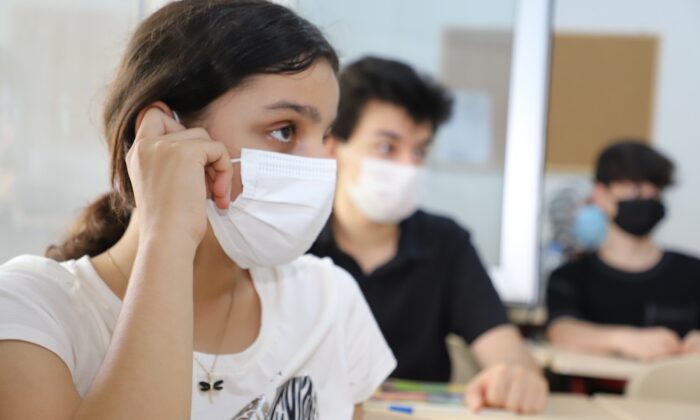 Akademi Lise yaz boyunca devam edecek