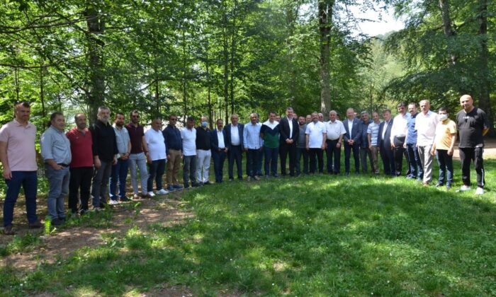 Akar’dan Ünye-Akkuş yoluna destek