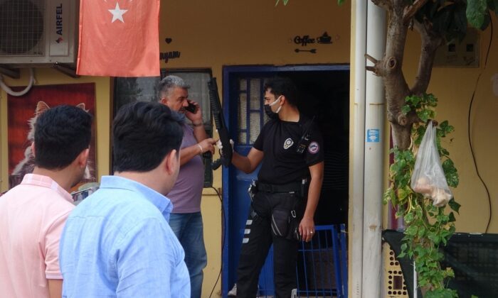 Antalya’da alacak verecek kavgasında kan aktı: 1 ağır yaralı